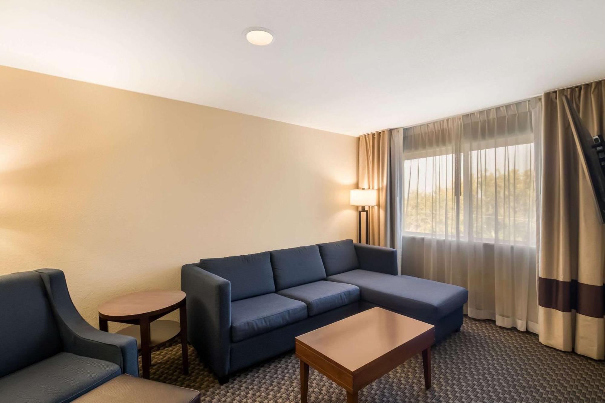 Comfort Inn Fort Morgan Eksteriør bilde
